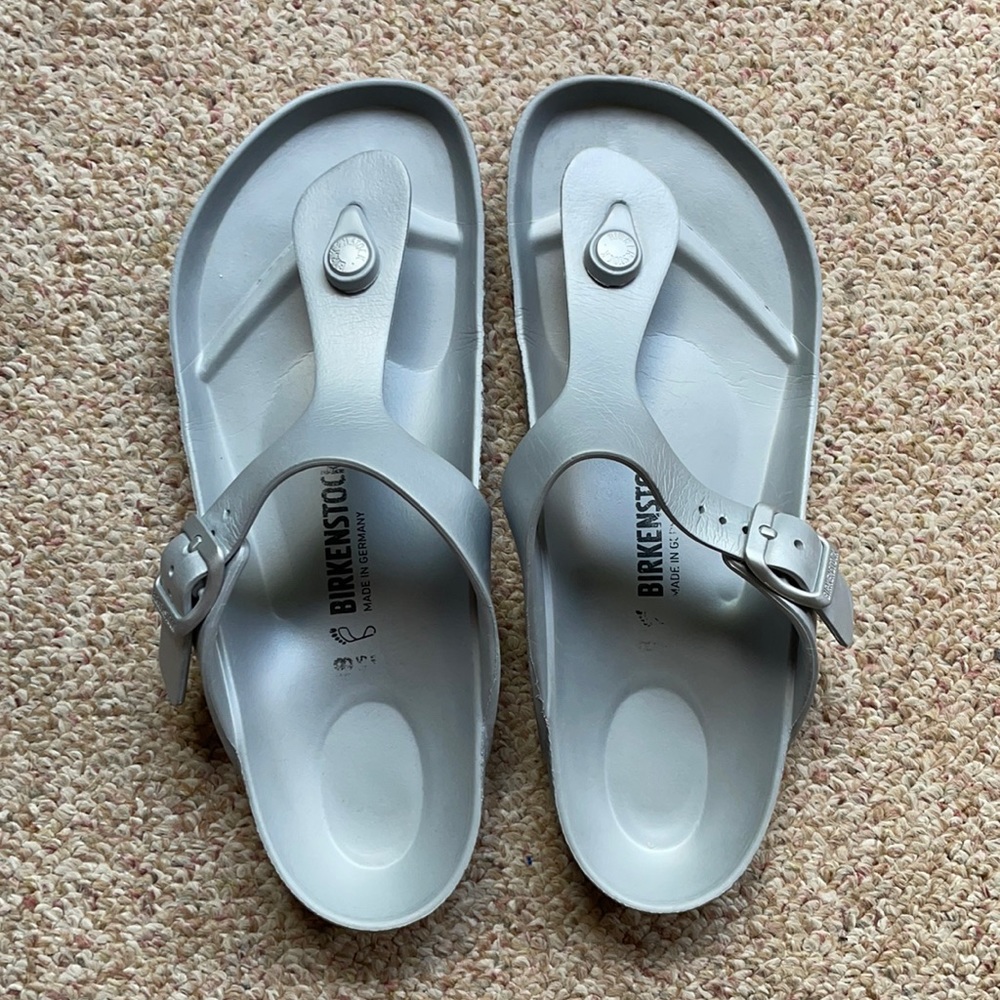 Birkenstock | Waterproof Grey Gizeh EVA Sandals